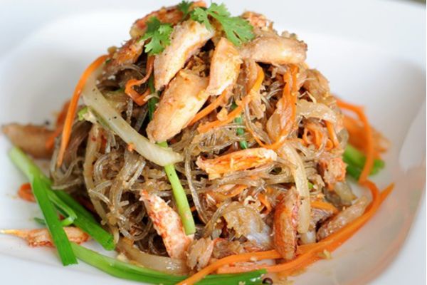 miến dong xào cua