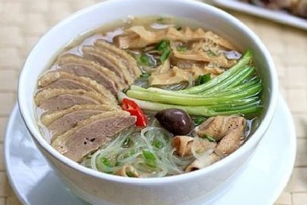 Miến dong nấu măng vịt
